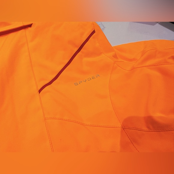Spyder Ski & Snowboarding Jacket - Picture 13 of 13
